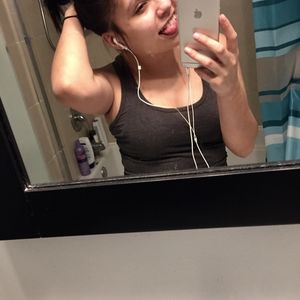 Meet your Posher, Rhonda